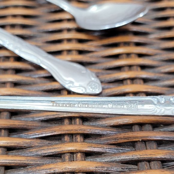 Teaspoons, Lot of 6, Thunder Group Sunflower Design Teaspoons - Picture 2 of 6